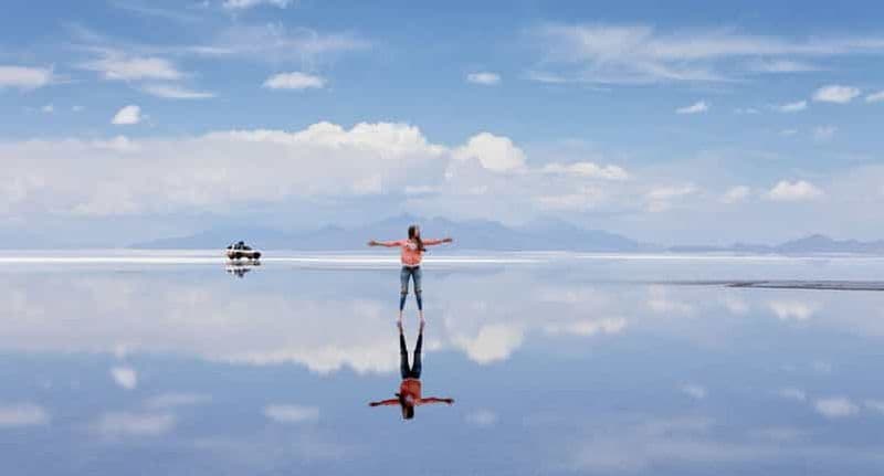 Depuis La Paz : Visite en bus des salines d'Uyuni (2 jours)