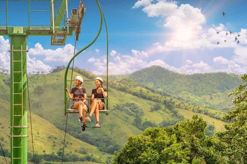 Punta Cana : Aventure en zipline, télésiège, buggy et balade à cheval