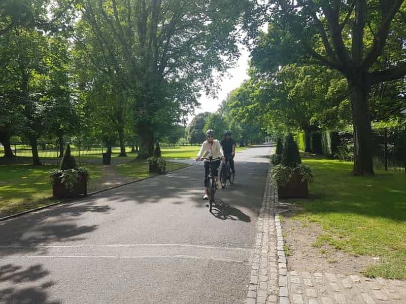 Dublin : visite guidée à vélo de 3 heures "Histoires et curiosités