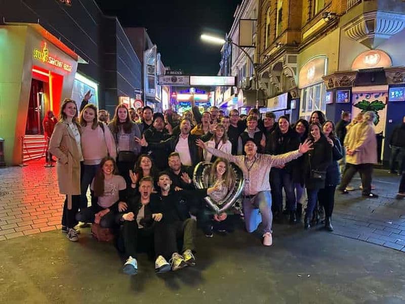 Tournée des bars à Hambourg : shots, jeux et formule VIP