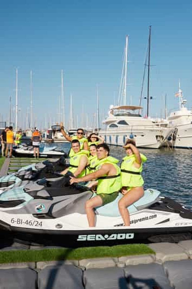 Billet Barcelone : location de jet ski sans permis - 30 minutes - 60 minutes