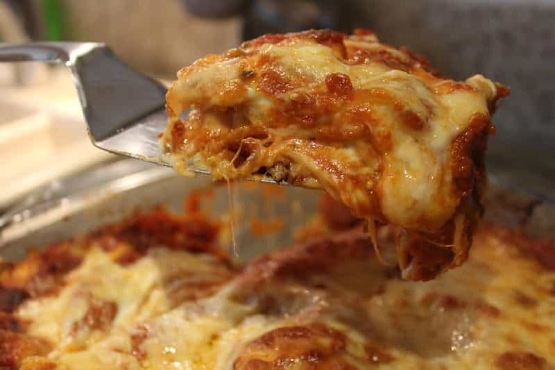Cours de cuisine: Lasagnes italiennes faites maison par des locaux