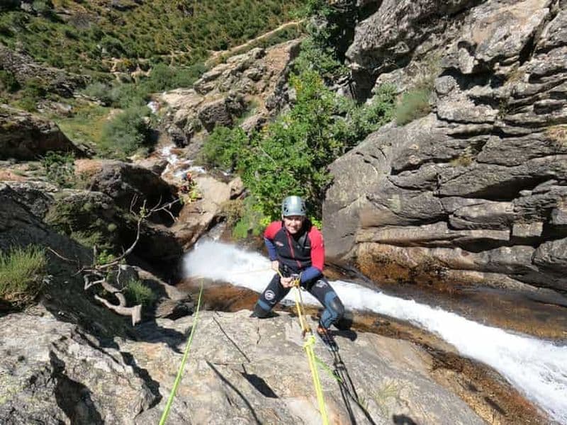 Madrid : Visite privée de canyoning avec transport