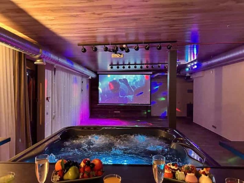 Billet Riga : cinéma privé avec spa