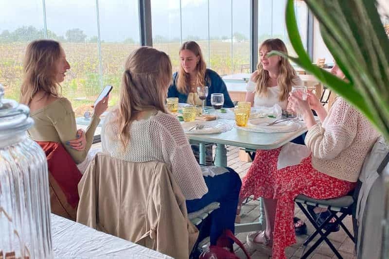 Albufeira/Porches/Vilamoura : Dégustation de vins avec tapas et musique