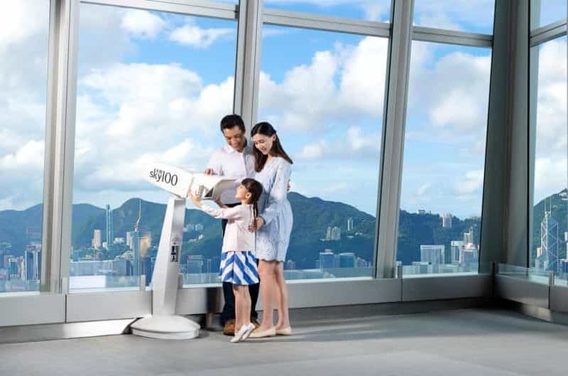 Billet Hong Kong : pont d'observation du sky100 et bus à arrêts multiples (Hop-on, Hop-off Bus)