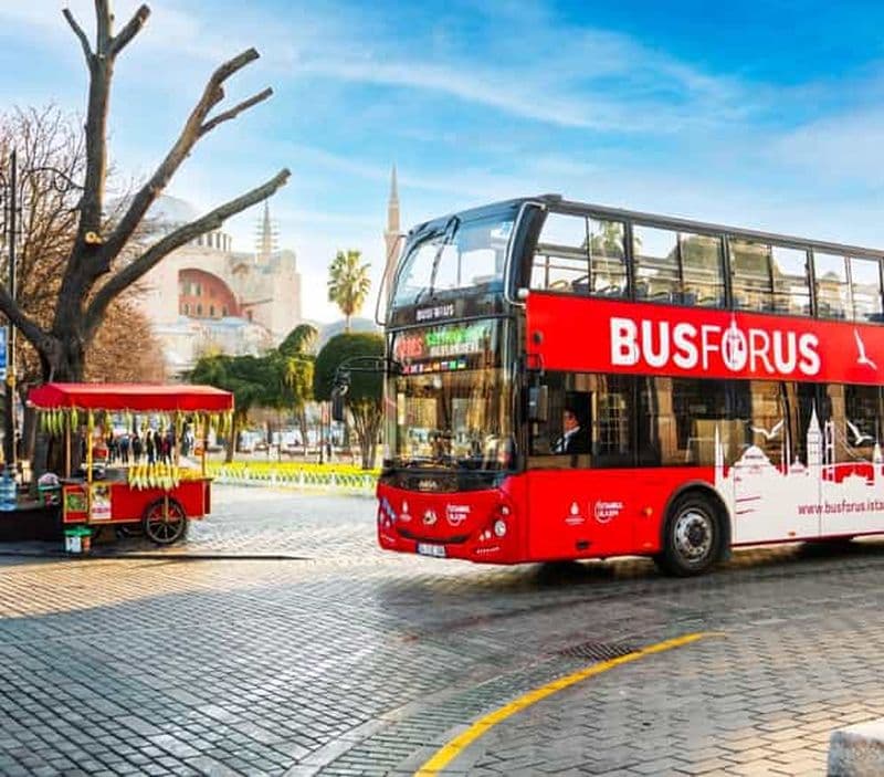 Istanbul : bus à arrêts multiples