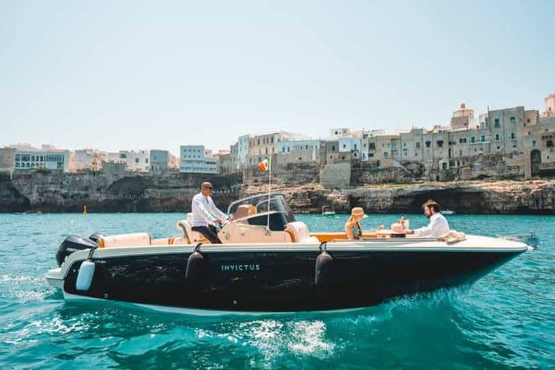 Polignano a Mare : croisière en bateau avec prosecco