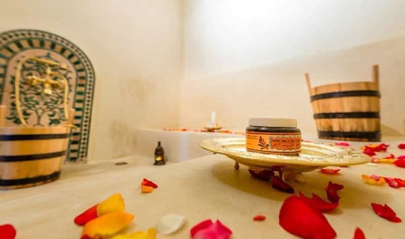 Expérience de massage au spa et au hammam, y compris les transferts en voiture