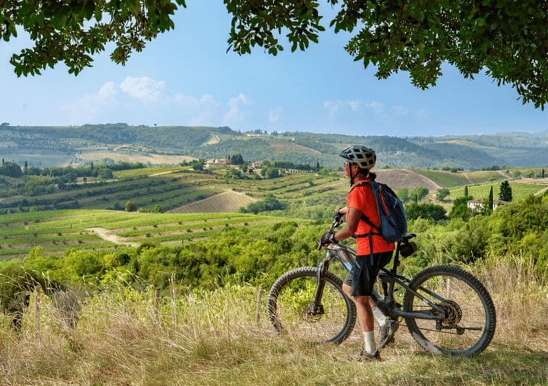 Visite libre de San Gimignano à vélo électrique