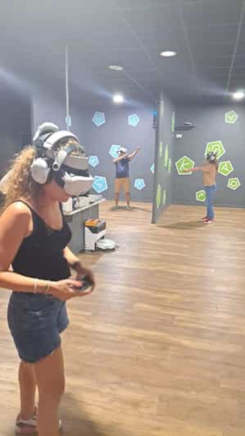 Oxmoz VR Toulouse : Escape game en réalité virtuelle - Jeux de réflexion