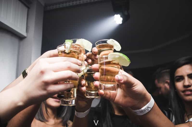 Billet Francfort-sur-le-Main : tournée des bars, shots et soirée