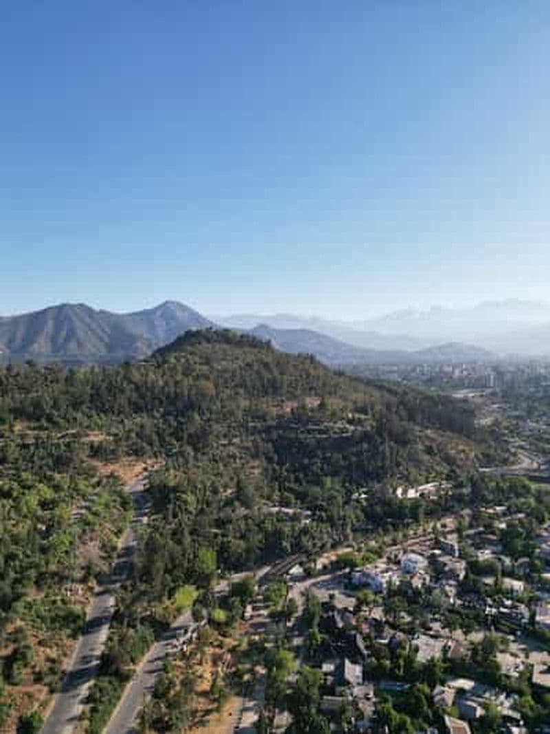 Santiago : Trekking sur la colline de San Cristobal avec collation