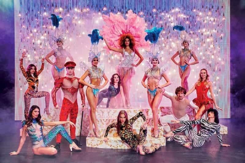 Billet Paris : Spectacle de cabaret latin du Paradis avec champagne en option