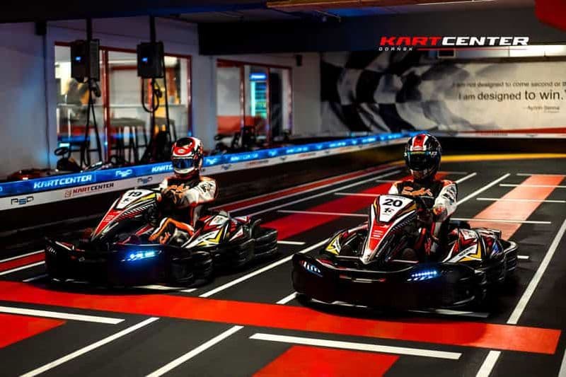 Gdańsk : course de karting palpitante sur piste intérieure
