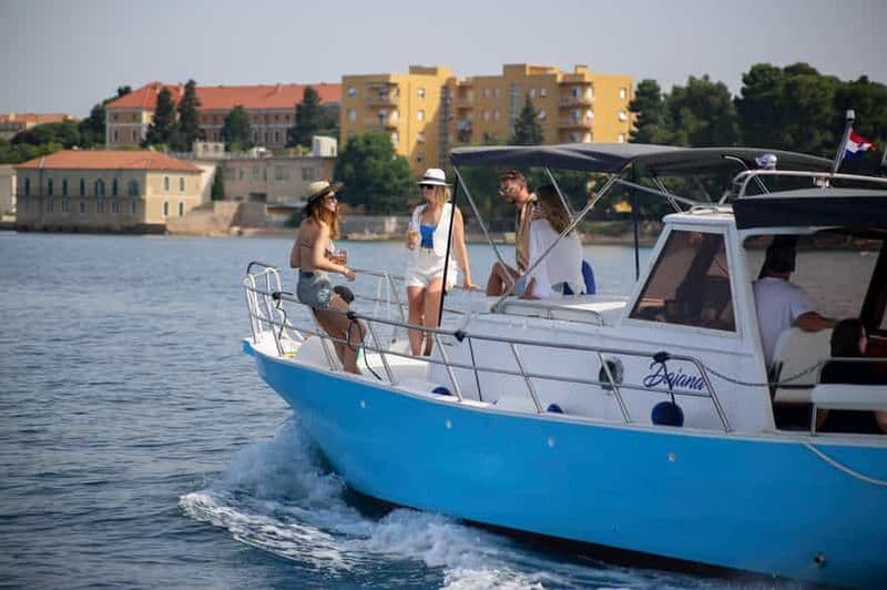 Zadar : visite privée des îles et dégustation de vins accompagnée de canapés