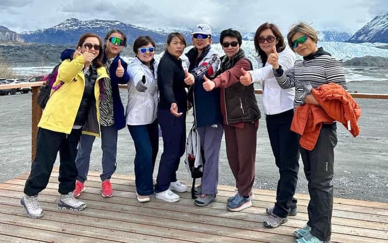 Billet Randonnée sur le glacier Matanuska avec miel d'Alaska, dégustation de vin