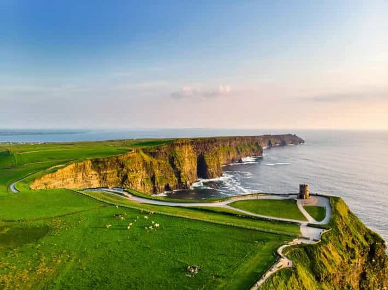 Accès anticipé aux falaises de Moher et à la Wild Atlantic Way Experience