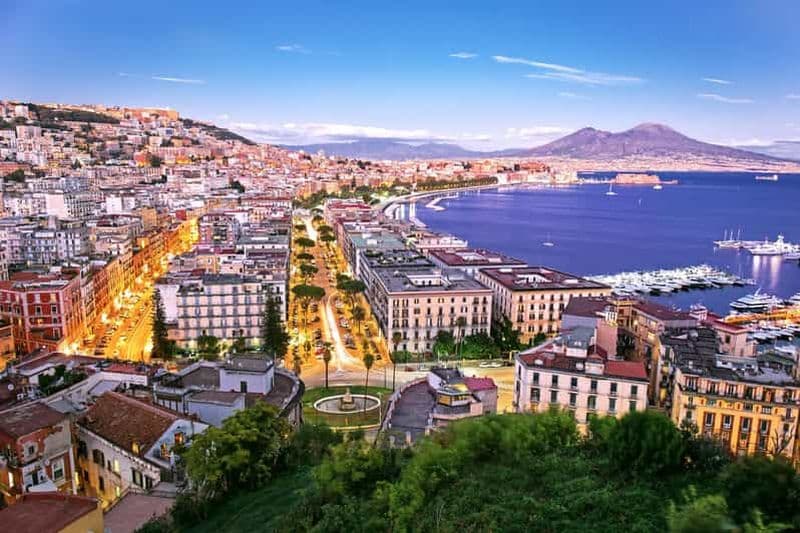 Billet Naples : Transfert aéroport ou gare au centre ville