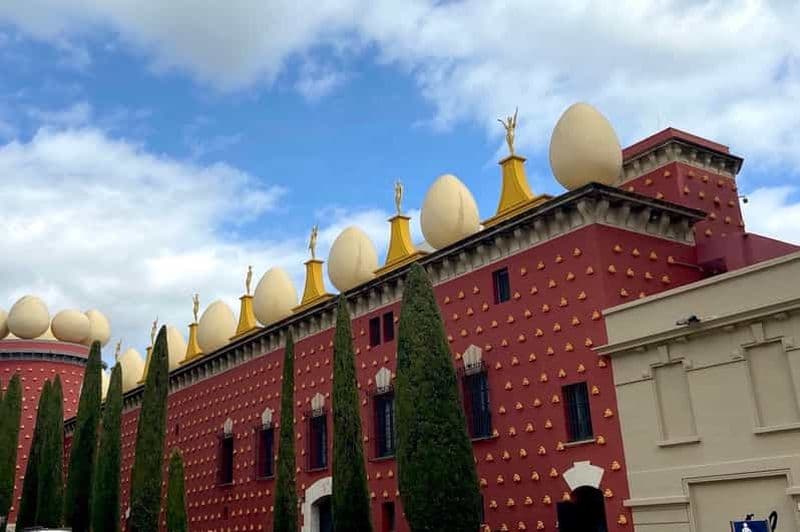 Figueres : Visite guidée du théâtre-musée Dalí