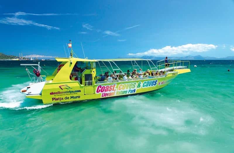 Alcudia : Excursion en bateau dans les grottes et sur la côte avec plongée en apnée