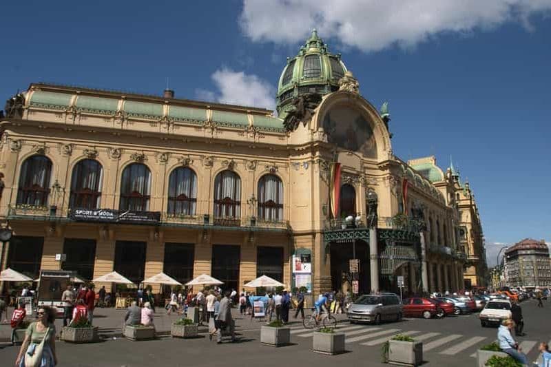 Visite en bus de Prague : 2 heures de découverte des principaux sites depuis la Vieille Ville