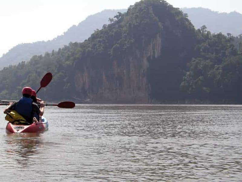 Luang Prabang : Excursion en kayak aux grottes de Pak Ou