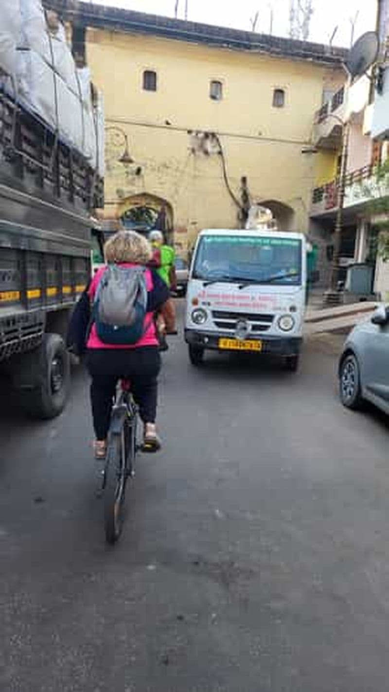 Jaipur : Visite matinale à vélo avec visite du marché aux fleurs