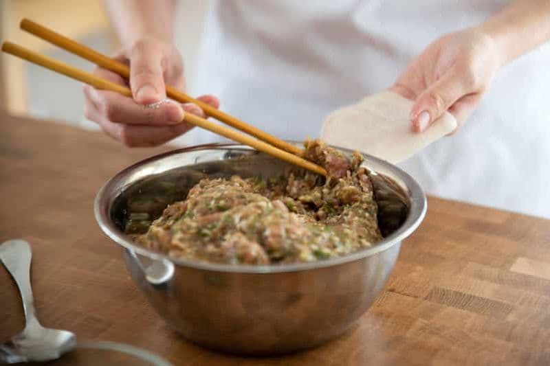 Sacramento : cours de cuisine chinoise avec un chef local spécialisé dans les wontons