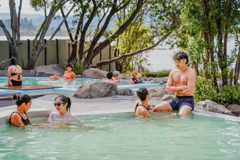 Rotorua : baignade dans le bassin Pavilion du Polynesian Spa (12 ans et plus)