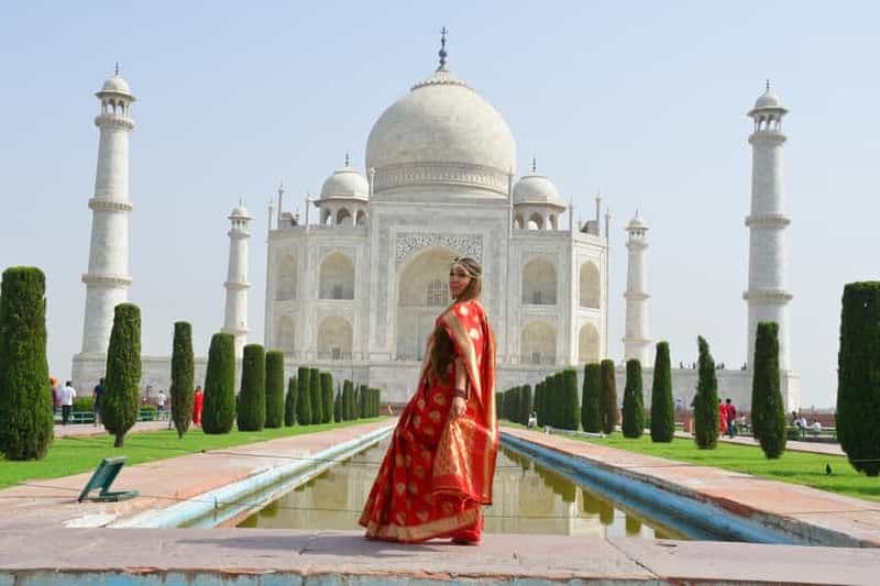 Depuis Bangalore : Visite privée de 2 jours du Taj Mahal et d'Agra en avion