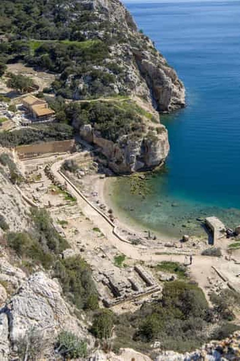 Kayak de mer à Loutraki : du lac à la mer