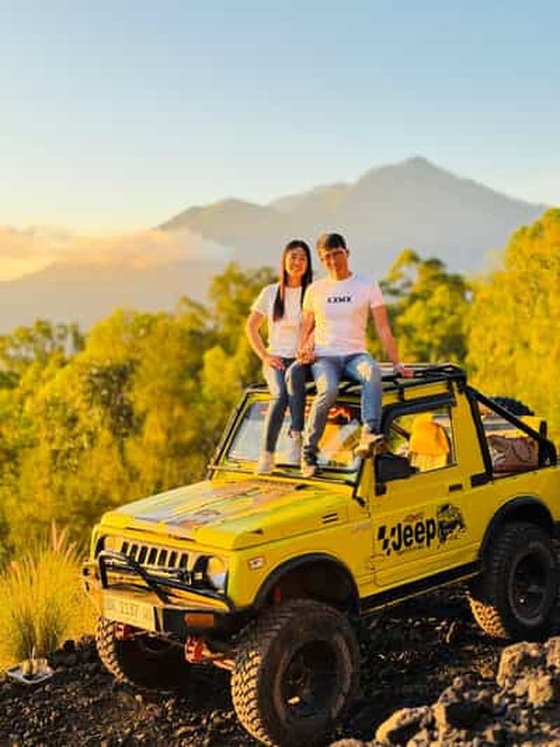 Bali : Mont Batur en Jeep au lever du soleil et boîte de nuit à Ubud