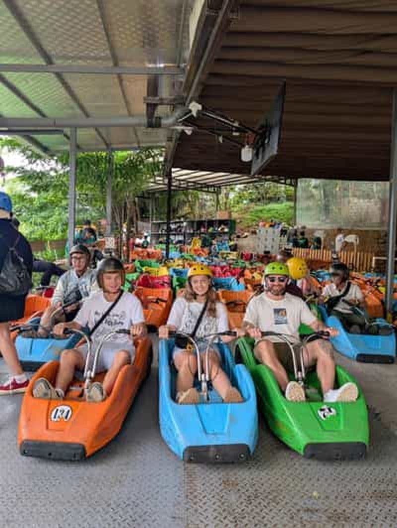 Nha Trang - Dalat : Cascades - Jardin de fleurs - Mario Kart