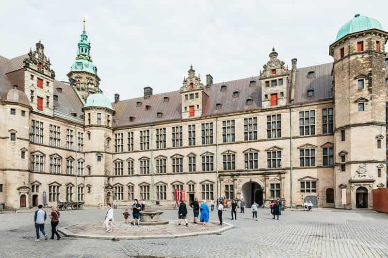 Au départ de Copenhague : Visite de Lund et Malmö dans les deux pays