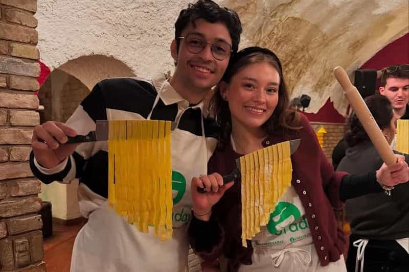 Billet Rome : Cours de cuisine sur les pâtes et le Tiramisu près de la Place d'Espagne