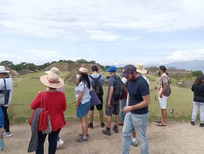 Oaxaca : Monte Albán, Alebrijes et ateliers d'argile noire