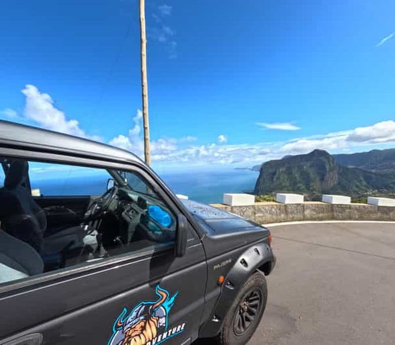 Safari en 4x4 à Madère : Pico Arieiro et les maisons de Santana