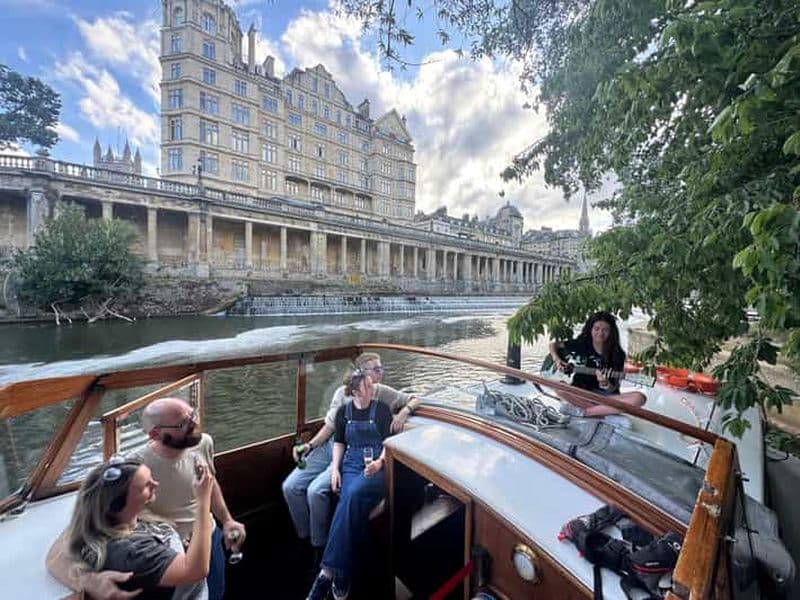 Billet Bath : concert acoustique sur un bateau fluvial avec boissons