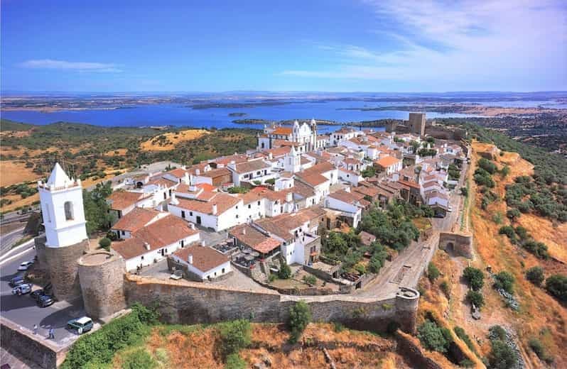 Billet Au départ de Lisbonne : Évora et Monsaraz avec dégustation de vins de l'Alentejo