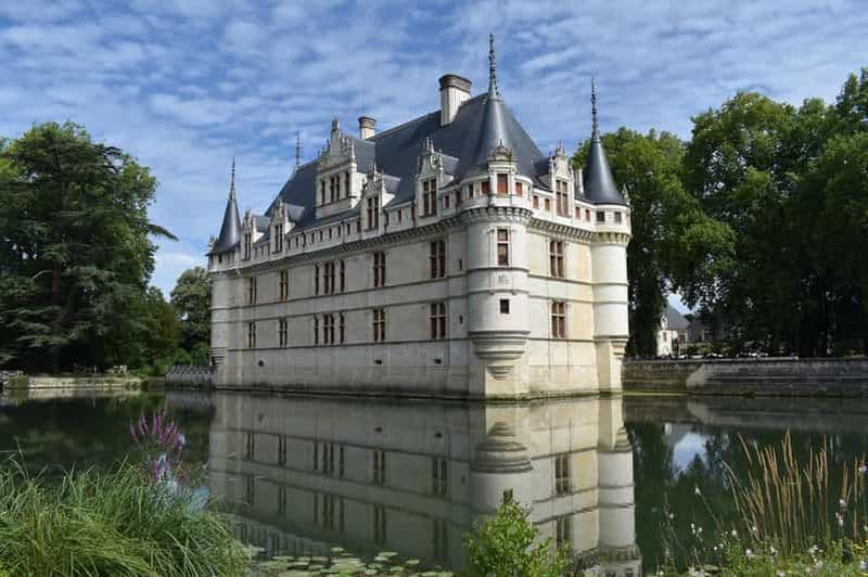 Château d'Azay-le-Rideau : Visite guidée privée avec billet d'entrée