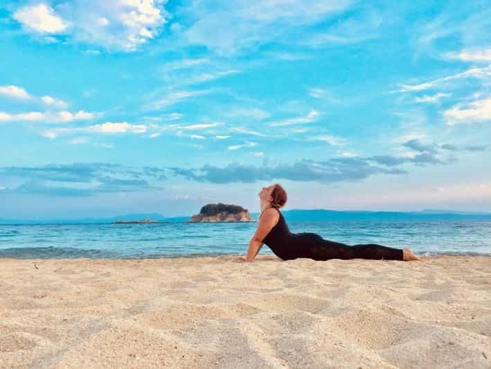 Billet Majorque : yoga matinal au bord de la mer