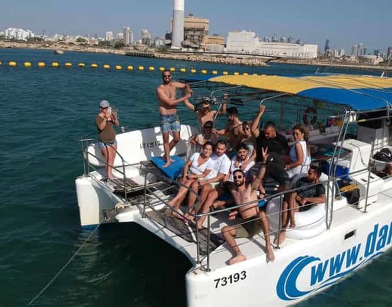 Billet Tel Aviv : croisière en bateau avec arrêt pour des activités nautiques