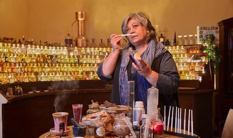 Cours de maître sur les parfums à Florence : Fabriquez votre propre parfum