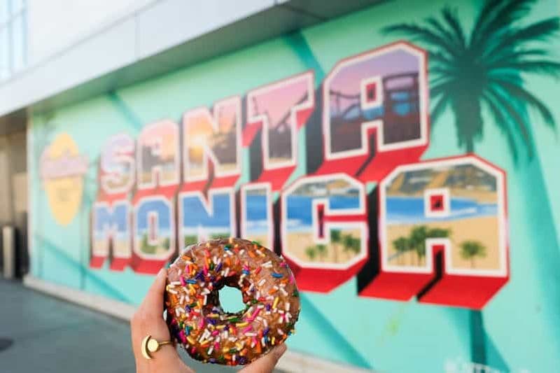 Santa Monica : visite à pied, délicieux donuts et friandises