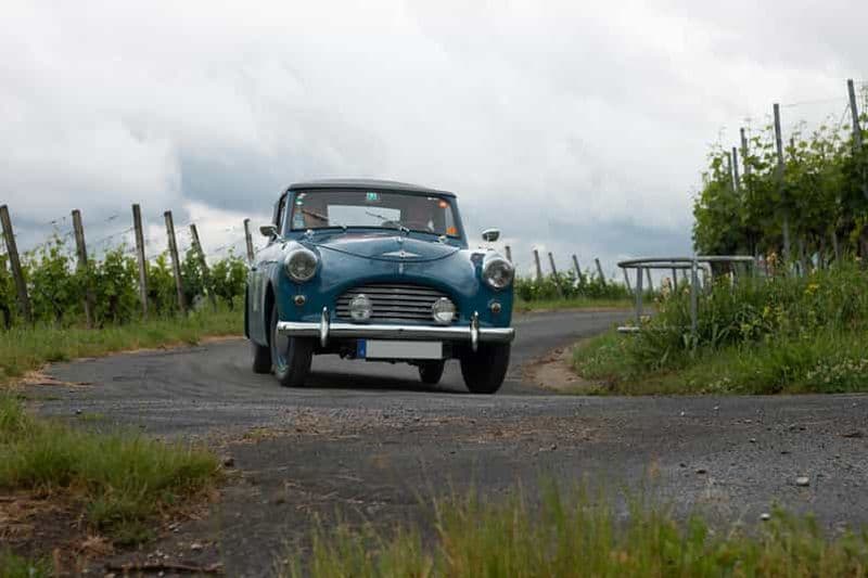 Depuis Lisbonne : voiture vintage, dégustation de vin et prise en charge