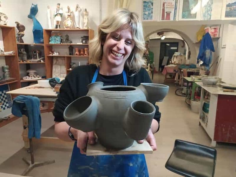 Billet Atelier de tournage de poterie à Mugello, en Toscane.