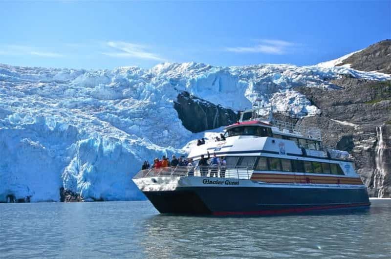 Au départ de Whittier : Croisière Glacier Quest avec déjeuner à bord