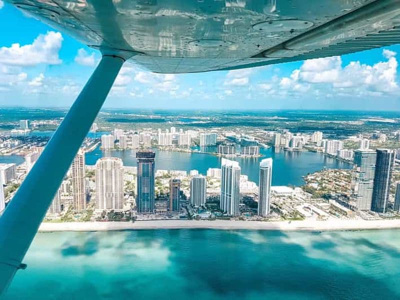 Billet Miami Beach : Visite privée de South Beach en avion avec boissons