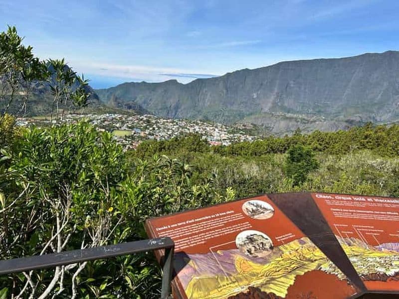 Journée de visite au Cirque de Cilaos avec petit déjeuner